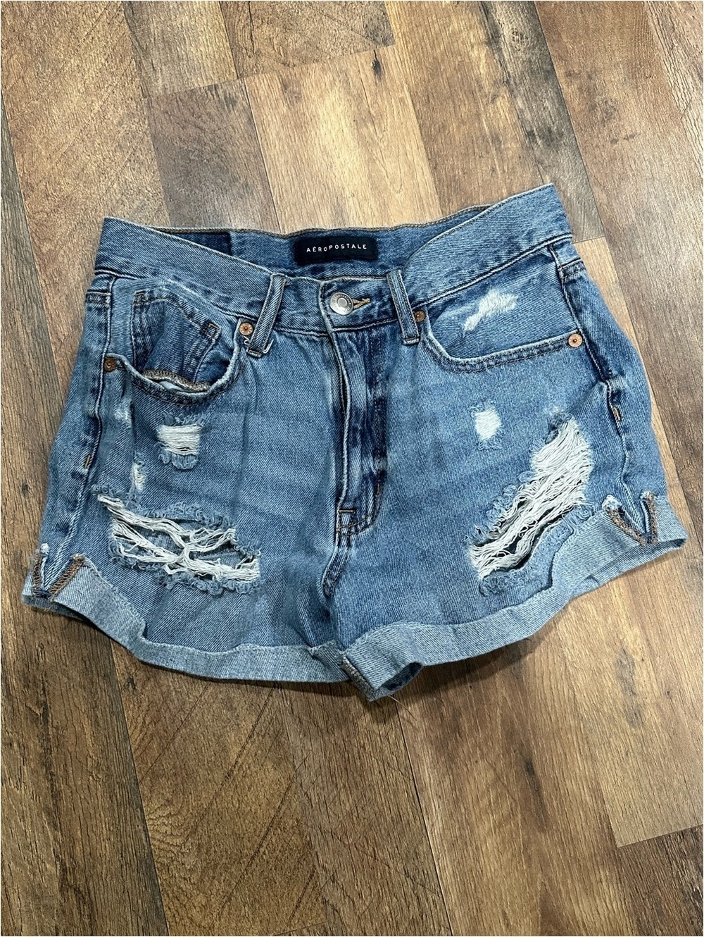 Aeropostale Women's high waist Light Blue Distressed Roll-Hem Denim mom Shorts